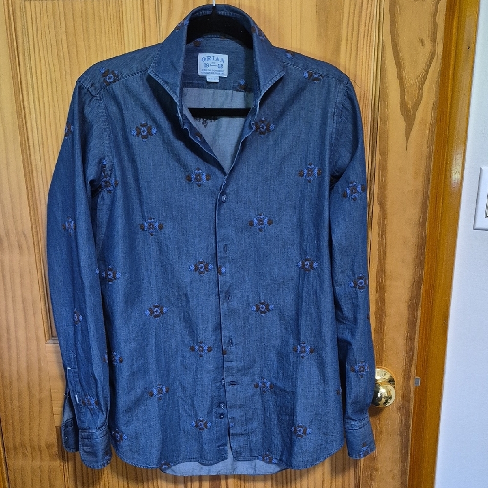 Orjan Blue Embroidered Button-Up Shirt